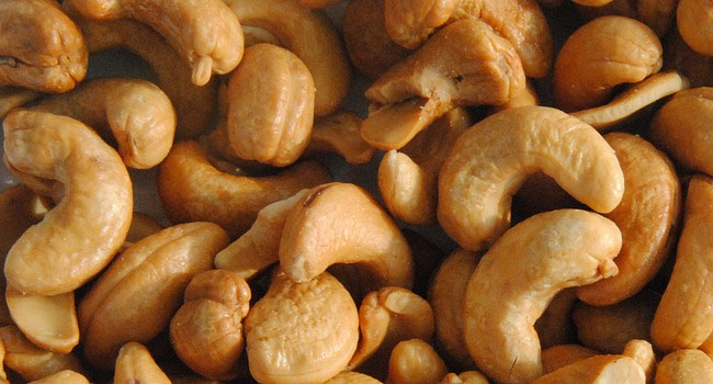 cashew nut advantages and disadvantages